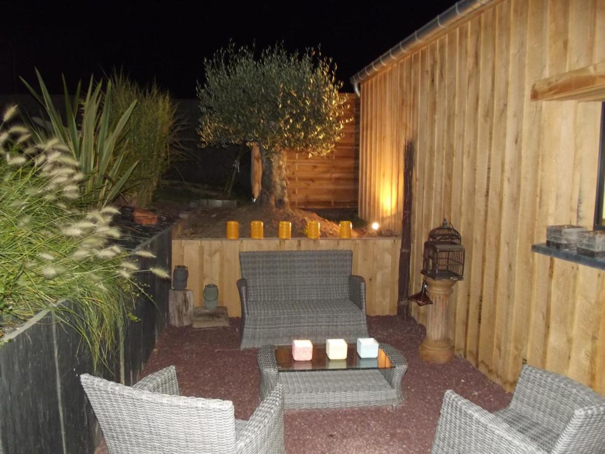 Il Etait Une Fois Broceliande Saint-Malon-sur-Mel Exterior photo